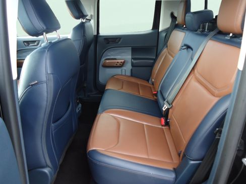 Used 2024 Ford Maverick Lariat FWD image 32