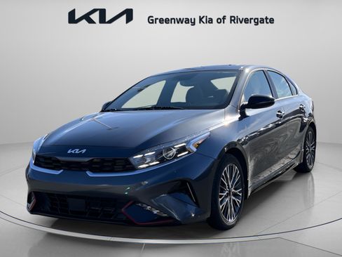 Used 2024 Kia Forte GT-Line w/ GT-Line Premium Package image 3