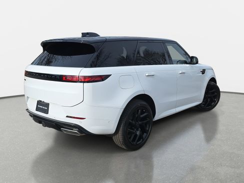 New 2026 Land Rover Range Rover Sport Dynamic SE image 5