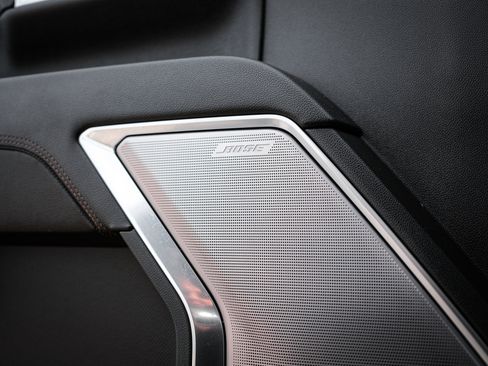 Used 2024 Chevrolet Silverado 2500 High Country w/ High Country Premium Package image 16