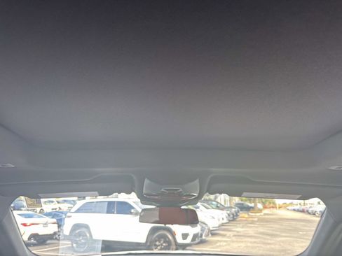 Used 2025 BMW X2 xDrive28i image 15