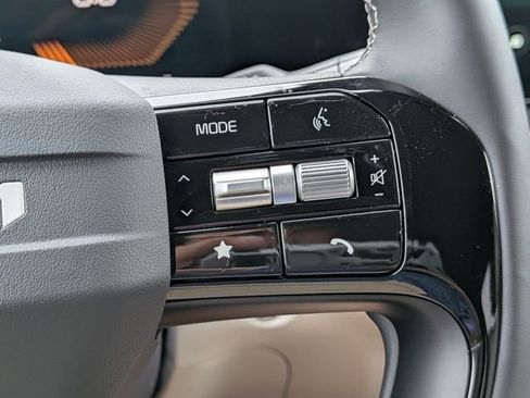 New 2026 Kia Sorento S FWD image 27