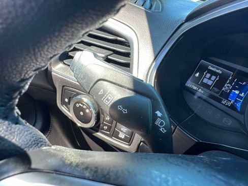 Used 2023 Ford Edge Titanium AWD/4WD image 14