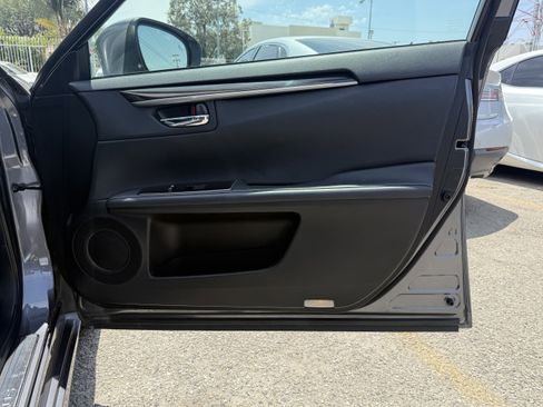 Used 2018 Lexus ES 350 w/ Premier Package image 22