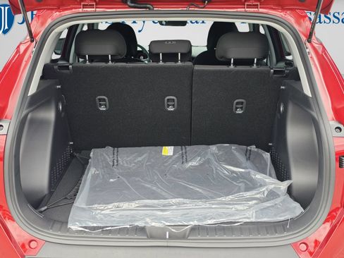 New 2027 Hyundai Kona SE FWD image 15