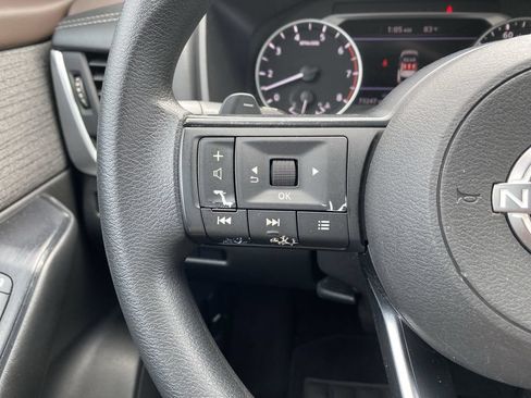 Used 2023 Nissan Rogue S FWD image 20