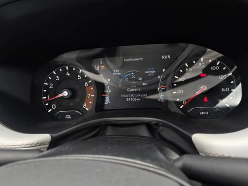 Used 2024 Jeep Compass Limited image 33