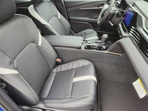 New 2026 Toyota Camry SE image 10