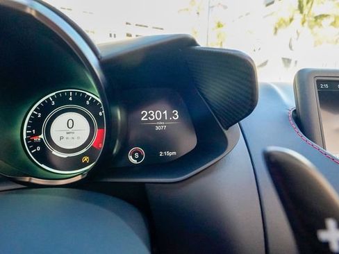 Used 2023 Aston Martin V12 Vantage Roadster image 72