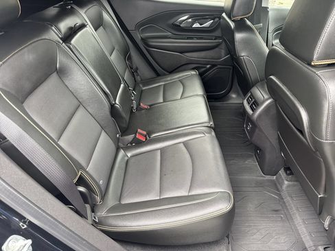 Used 2024 GMC Terrain AT4 w/ LPO, Floor Liner Package AWD/4WD image 15
