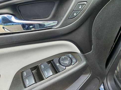 Used 2024 Chevrolet Equinox LS w/ LPO, Floor Liner Package FWD image 11