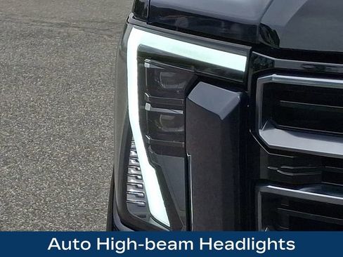 Used 2025 GMC Sierra 2500 AT4 w/ AT4 Premium Plus Package AWD/4WD image 30