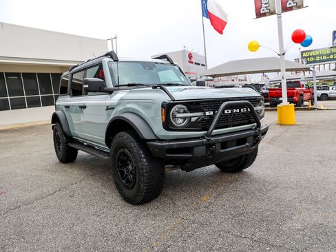 Used 2023 Ford Bronco Wildtrak AWD/4WD image 6