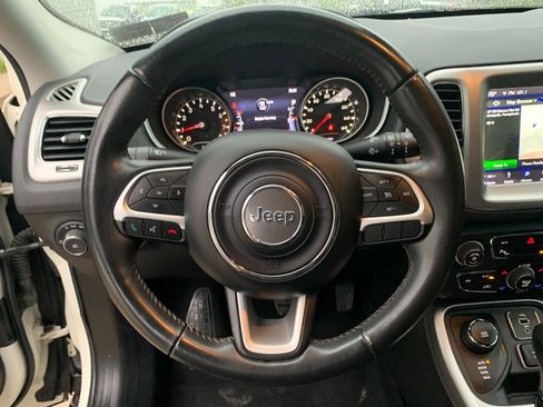 Used 2018 Jeep Compass Latitude w/ Popular Equipment Group AWD/4WD image 20