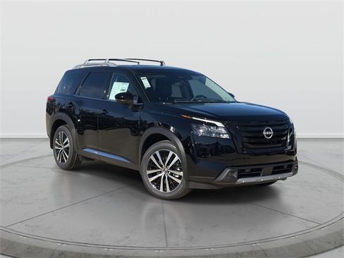 New 2025 Nissan Pathfinder Platinum image 1