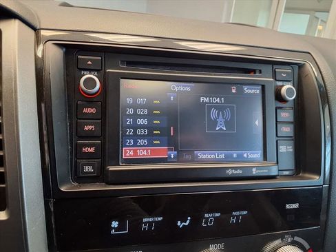 Used 2015 Toyota Sequoia Platinum image 14