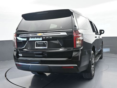 Used 2023 Chevrolet Suburban LS image 5