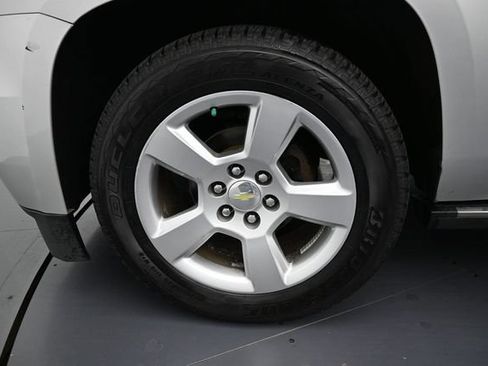 Used 2015 Chevrolet Suburban LTZ AWD/4WD image 9