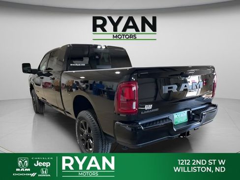 New 2026 RAM 2500 Laramie AWD/4WD image 5