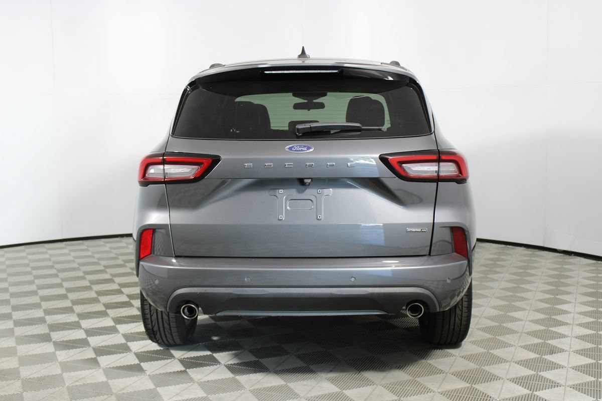 Used 2023 Ford Escape ST-Line Select w/ Tech Pack #1 AWD/4WD image 5