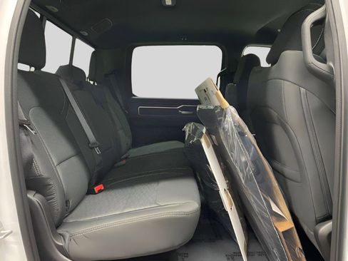 Used 2025 RAM 1500 Big Horn AWD/4WD image 16