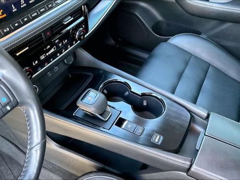Certified 2023 Nissan Rogue SL w/ SL Premium Package FWD image 13