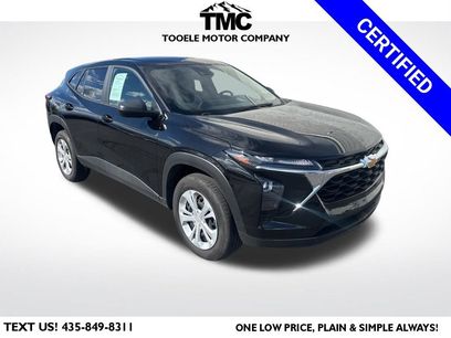 Used 2025 Chevrolet Trax LS