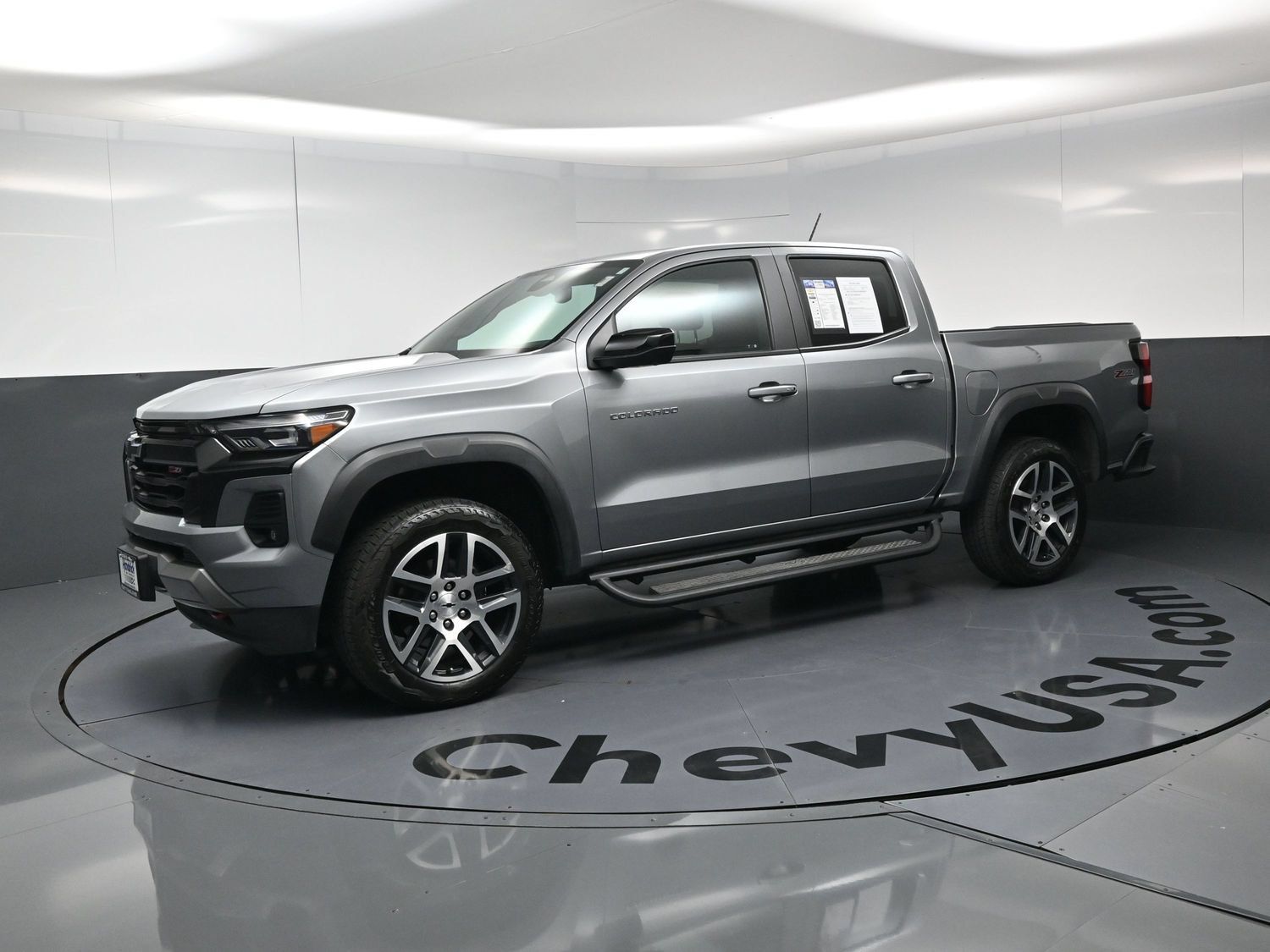 Used 2023 Chevrolet Colorado Z71 w/ Z71 Convenience Package 2 AWD/4WD image 11