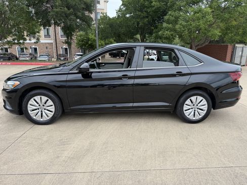 Used 2019 Volkswagen Jetta S w/ Driver Assistance Package FWD image 4