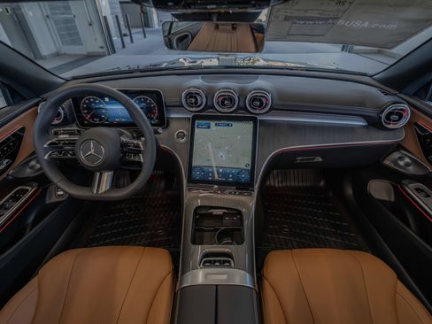 Certified 2026 Mercedes-Benz CLE 300 4MATIC Cabriolet image 8