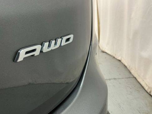 Used 2024 Ford Edge SEL w/ Convenience Package AWD/4WD image 17