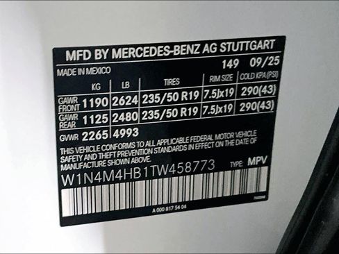 New 2026 Mercedes-Benz GLB 250 4MATIC image 13