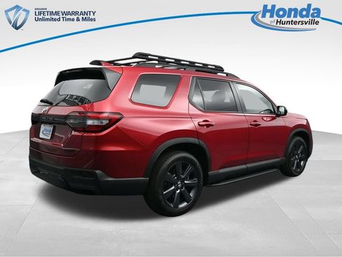 New 2026 Honda Pilot Sport image 9