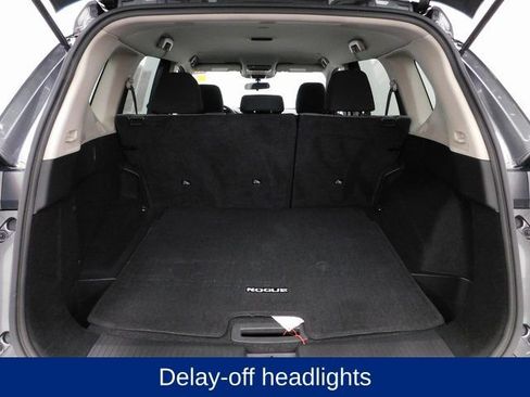 Used 2023 Nissan Rogue SV image 23