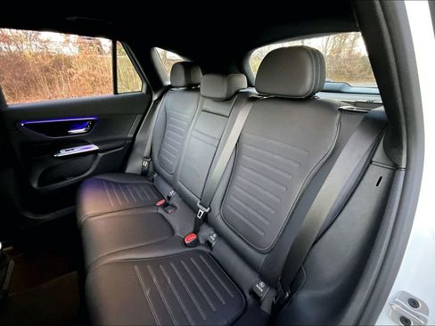 Certified 2025 Mercedes-Benz GLC 43 AMG 4MATIC image 28