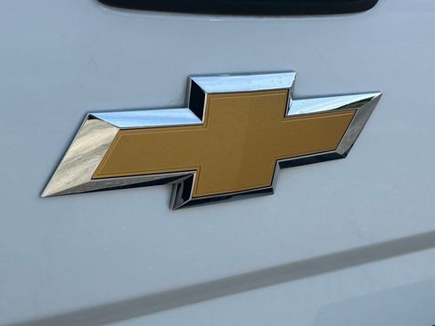 Used 2019 Chevrolet Silverado 1500 Custom w/ Custom Convenience Package RWD image 22