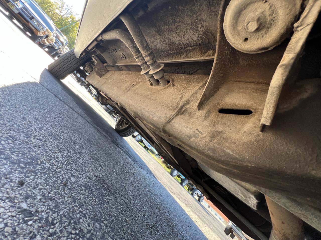 Used 1992 Chevrolet Suburban 4WD image 23