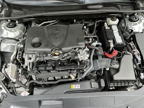 Used 2024 Toyota Camry SE image 17