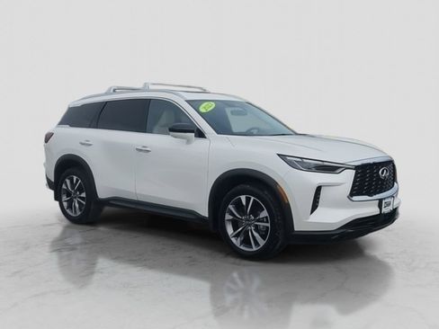 Certified 2023 INFINITI QX60 Luxe image 11