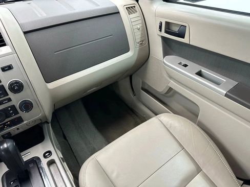 Used 2011 Ford Escape XLT w/ 203A Rapid Spec Order Code image 28
