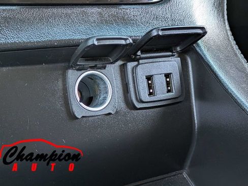 Used 2018 GMC Yukon SLE w/ Convenience Package image 27