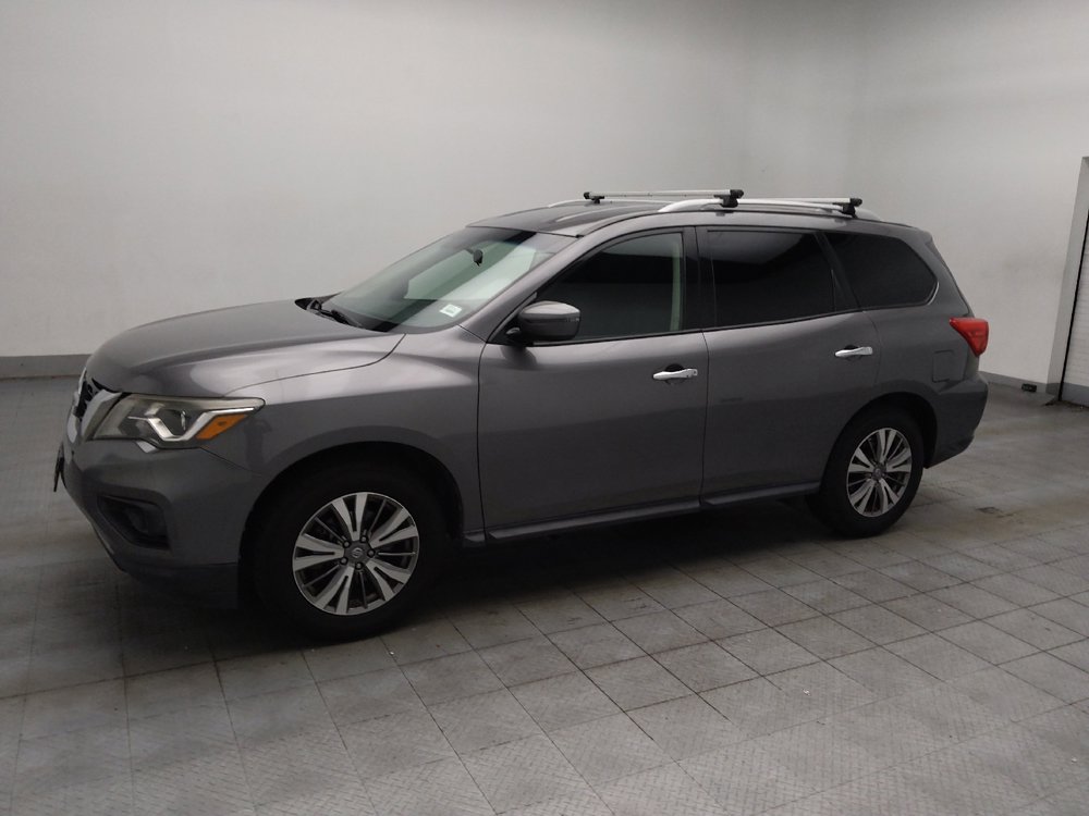 Used 2019 Nissan Pathfinder S FWD image 2