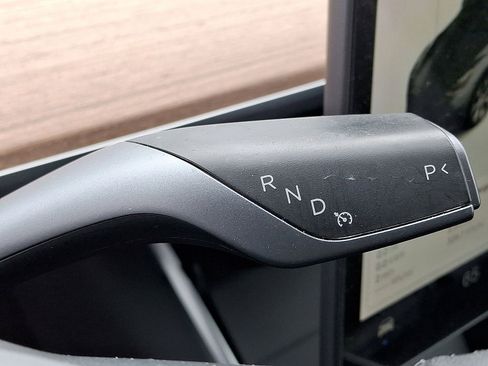 Used 2020 Tesla Model Y Long Range AWD/4WD image 12