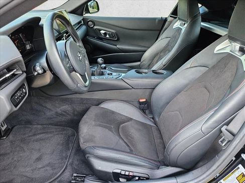 Used 2025 Toyota Supra image 16