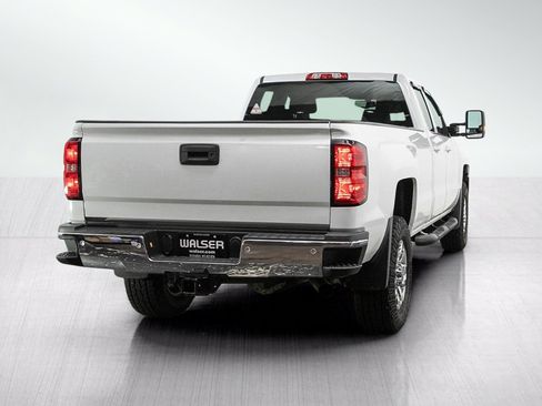 Used 2018 Chevrolet Silverado 3500 LT w/ LT Convenience Package AWD/4WD image 5