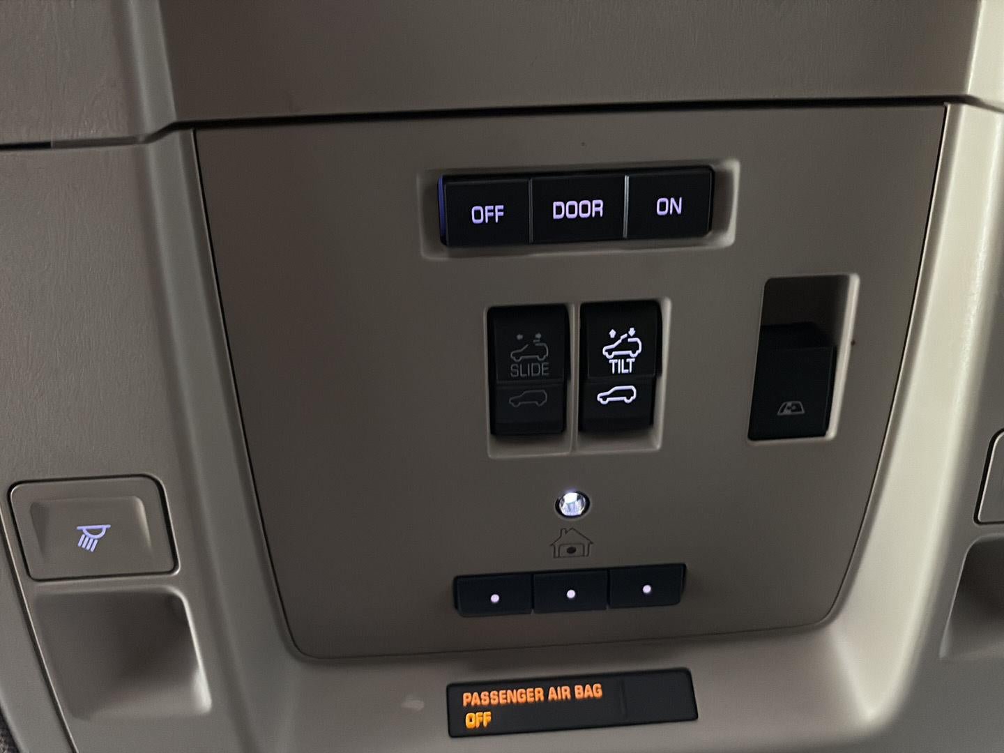 Used 2018 GMC Sierra 1500 SLT AWD/4WD image 24