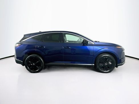 Used 2025 Nissan Murano SV AWD/4WD image 10