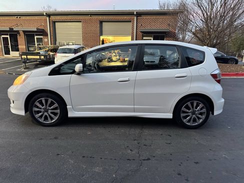 Used 2009 Honda Fit Sport image 2
