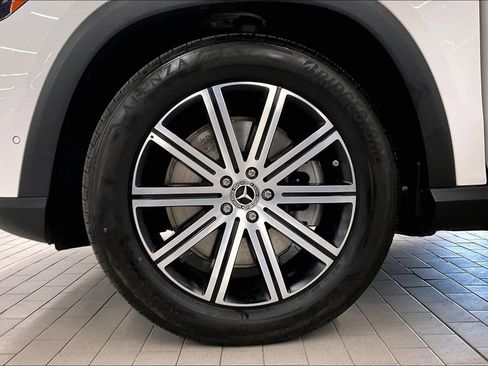 New 2025 Mercedes-Benz GLE 450e 4MATIC image 12