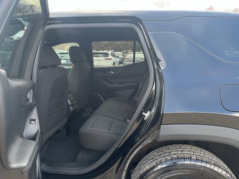 Used 2025 Chevrolet Equinox LT FWD image 27